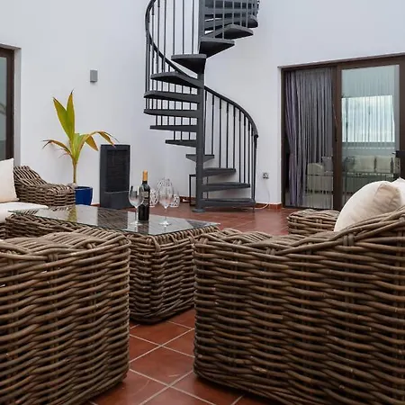 Casa Kira Holiday home