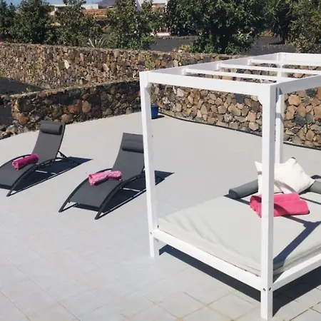 Casa Kira, Villa