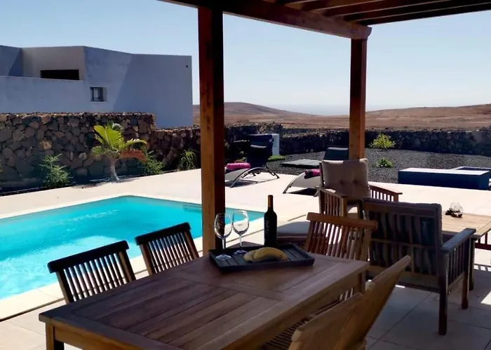 Casa Kira Nyaraló