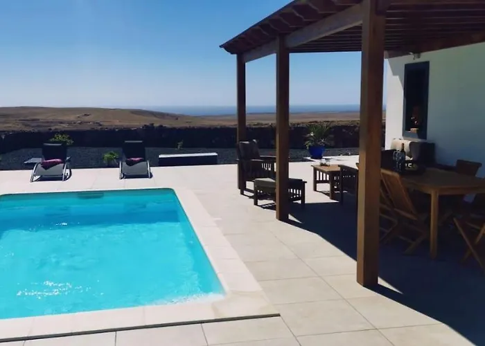 Casa Kira Nyaraló