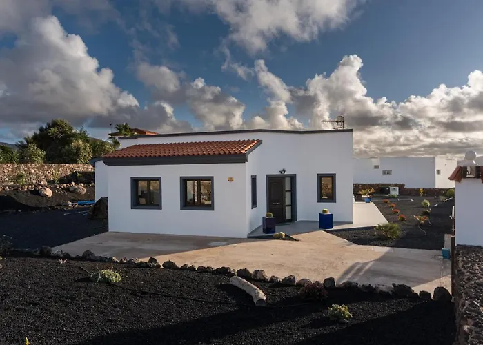 Casa Kira Nyaraló
